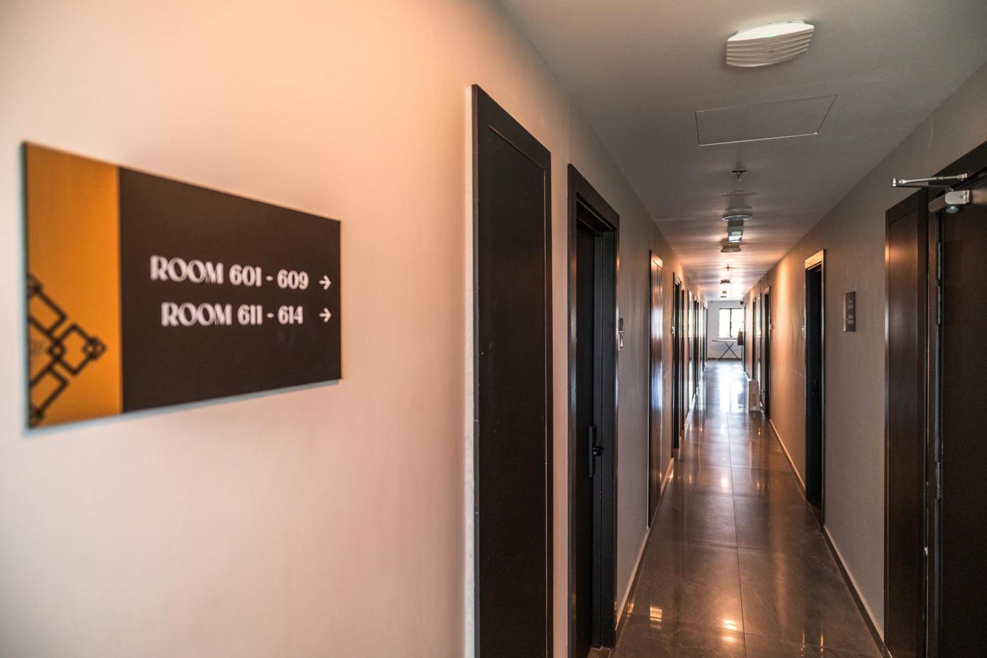 Dj Citi Plaza Hotel & Suites Куала Теренгану Екстериор снимка